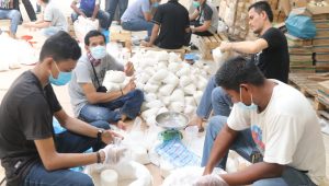 Setdako Batam Kerahkan ASN, Bungkus Gula Hibah dari BC Agar Bisa Lekas Dibagikan