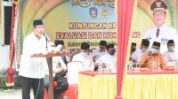 Hujan Petir dan Gelombang Pasang Tak Surutkan Isdianto Sapa Warga Pulau Buru