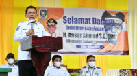 Ke Tambelan, Gubernur Ansar Paparkan Program Pembangunan