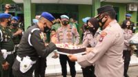HUT POM TNI AD KE-75 POLRESTA BARELANG BERIKAN SURPRISE KUNJUNGI MAKO POM AD KOTA BATAM