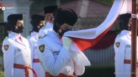 President Jokowi Inaugurates 68 Members of 2021 National Flag-Hoisting Troop