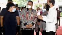 Presiden Jokowi Sapa Peserta Vaksinasi Merdeka