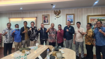 Ketua Komisi II DPRD Natuna, Sampaikan Keluh Kesah Nelayan Ke KKP