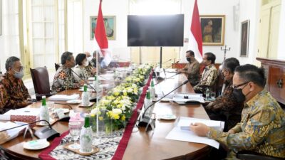 President Jokowi Receives Candidate Names for 2022-2027 OJK Board of Commissioners Members