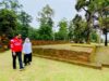 Presiden Jokowi dan Ibu Iriana Jokowi meninjau Candi Kedaton di KCBN Muaro Jambi, Kabupaten Muaro Jambi, Jambi, Kamis (07/04/2022). (Foto: BPMI Setpres/Laily Rachev) Read more: https://setkab.go.id/tinjau-kcbn-muaro-jambi-presiden-harap-jejak-peradaban-dilestarikan/