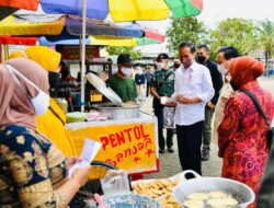 President Jokowi: Cooking Oil Cash Assistance Distribution Runs Well