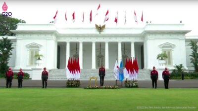 President Jokowi Sends Off Indonesian Contingent for 31st SEA Games