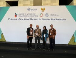 Translators at Cabinet Secretariat Take Part in the 7th GPDRR