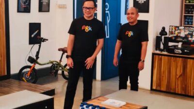 Ketua Apeksi “Wali Kota Bogor” Tiba Di Pangkalpinang, Bima Arya : Sepeda Lipat Dan Baju PGK Luar Biasa Keren