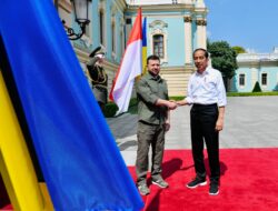 President Jokowi Arrives at Mariinsky Palace, Ukraine
