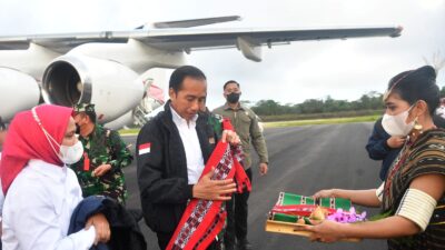 President Jokowi Arrives in Maluku for Working Visit