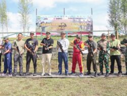 Bersama Forkompinda, Rudi Latihan Menembak di Mako Yonif 10/SBY