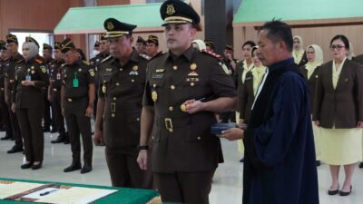 Kajati Kepri, Lantik Surayadi Sembiring SH.MH Pimpin Kejaksaan Negeri Natuna