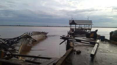 Di Terpa Angin Kencang, Jembatan Gemala Sari Ambruk