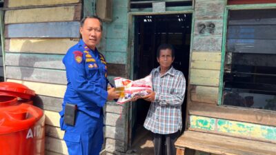 Bansos Kemanusiaan untuk Negeri, Satpolairud Polres Meranti Berbagi dengan Nelayan Tradisional