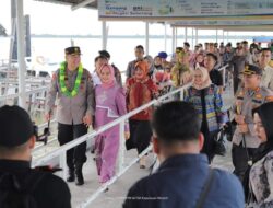 Plt Bupati Asmar Sambut Kapolda Riau di Selatpanjang