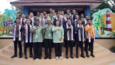 Dukungan Bunda Julie Hantar Mario Raih 2 Gelar Prestisius di Ajang Mister Manhunt 2023