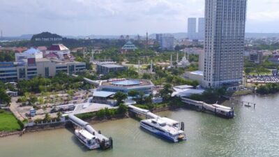 Tingkatkan Layanan, BP Batam Lakukan Penyesuaian Tarif Bongkar Muat Peti Kemas dan Pass Penumpang Internasional