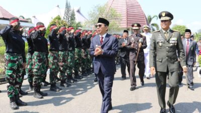 Memperingati HUT TNI ke – 78, PJ Gubernur NTT Mengajak TNI Mengawal Kesuksesan Pemilu 2024