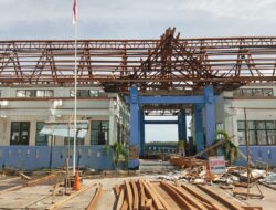 Tanpa Alat Pelindung Diri, Proyek 15 Milyar Pelabuhan Penagi Minim Pengawasan