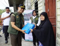 Kunjungi Masyarakat Miskin, Kejati Kepri Berikan Penyuluhan Hukum Door To Door