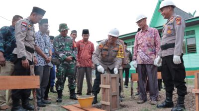 Kapolres Meranti AKBP Kurnia Setyawan SH SIK Peletakan Batu Pertama Pos Bhabinkamtibmas Desa Bokor