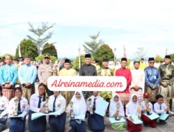Sambut Hari Hardiknas, Ketua Komisi 1 DPRD Natuna Gelar Upacara