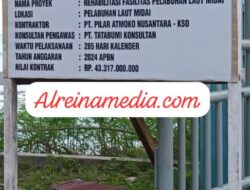 Material Bahan Bangunan Pelabuhan Midai Berserakan, Kuat Dugaan PT. Pilar Atmoko Nusantara Labrak Aturan