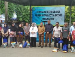 Pemerintah Kota Batam Salurkan Bantuan Sembako Subsidi Tahap II di Aku Tahu