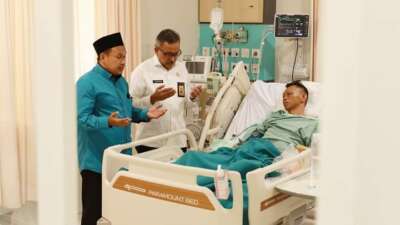 Nursata yang Terkena Infeksi Tumor Usus, Langsung di Besuk Sekda kota Batam