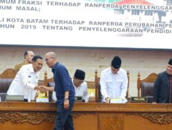 Rapat Paripurna DPRD Kota Batam, Pemko Setujui Ranperda Tentang Penyelenggaraan Pendidikan Dasar