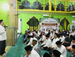 Gubernur Ansar dan Wagub Nyanyang Jalin Kebersamaan dalam Safari Ramadan di Masjid Nurul Iman Batam