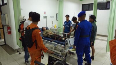 Polres Natuna Bersama Basarnas Evakuasi 7 Pendaki Gunung Ranai, Satu Wanita Muda Alami Cedera Kaki