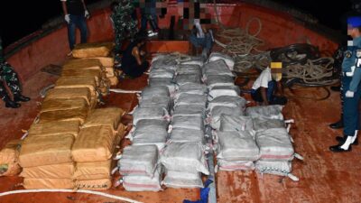 Lanal Karimun Gagalkan Penyelundupan 1,9 Ton Narkotika
