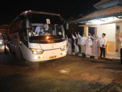 Wabup Asahan Lepas Jemaah dari Asrama Haji Medan