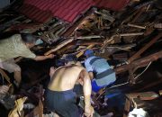 Berita Terkini: Rumah Warga Muara Rapak Balikpapan Roboh Ditiup Angin, 2 Orang Tewas