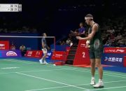 Denmark Open 2025 – Emosi Viktor Axelsen Usai Protes Servis Shi Yu Qi: Saya Lelah!