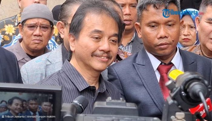 Kader PSI Kritik Tingkah Roy Suryo dan Tifa, Makam Keluarga Jokowi Dikunjungi: Sudah Gila