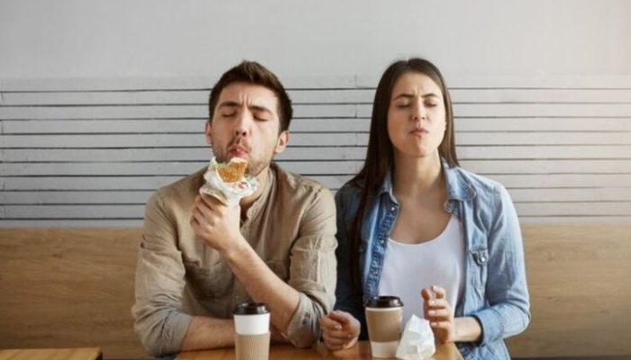Orang yang Tidak Tahan Suara Mengunyah Punya 7 Kepribadian Ini, Apa Saja?