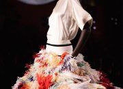 Awar Odhiang Kembali Bercahaya di Chanel, Jadi Model Paling Mahal