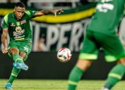 Debut Apes Diego Mauricio: 20 Menit, Gagal Cetak Gol, Surabaya Kalah di Kandang
