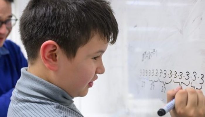 Friedrich, “Einstein Kecil” Indonesia yang Kuliah di Usia 10 Tahun