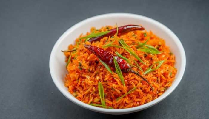 5 Tempat Nasi Goreng Kaki Lima Terenak di Surabaya, Selalu Ramai Pengunjung!