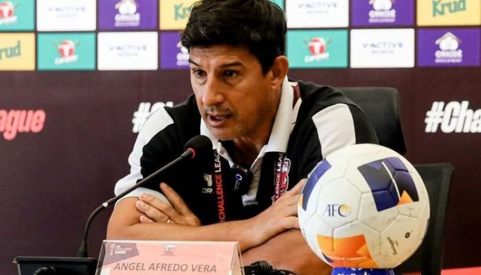 Carlos Eduardo Parreira Pimpin Madura United! Angel Alfredo Vera Jadi Direktur Teknik Setelah Diberi Istirahat 2 Pertandingan