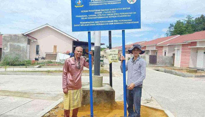 Terpasang Plang PSU Penanda Resmi Penyerahan Aset Perumahan Bintan