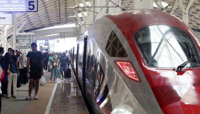 Wisatawan Malaysia Dominasi Whoosh Hingga 2025