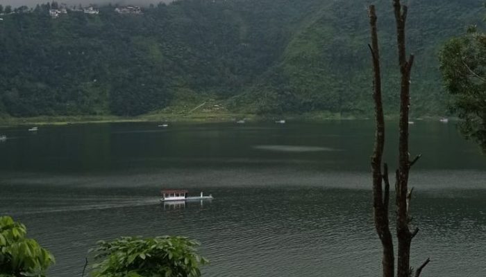 Telaga Menjer: Favorit Wisata Wonosobo yang Terkendali