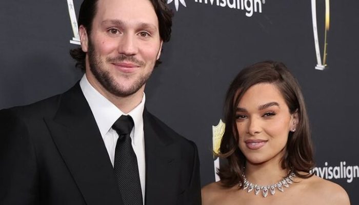 Hailee Steinfeld Hamil Anak Pertama Bersama Josh Allen
