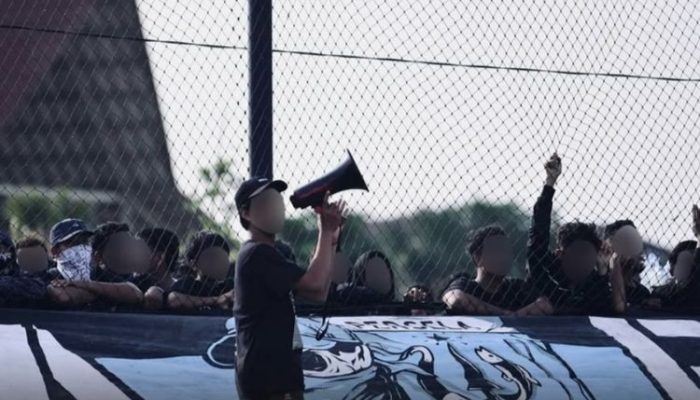 Semangat Laskar Joko Tingkir: Curva Boys 1967 Hadir di Latihan Perdana Persela