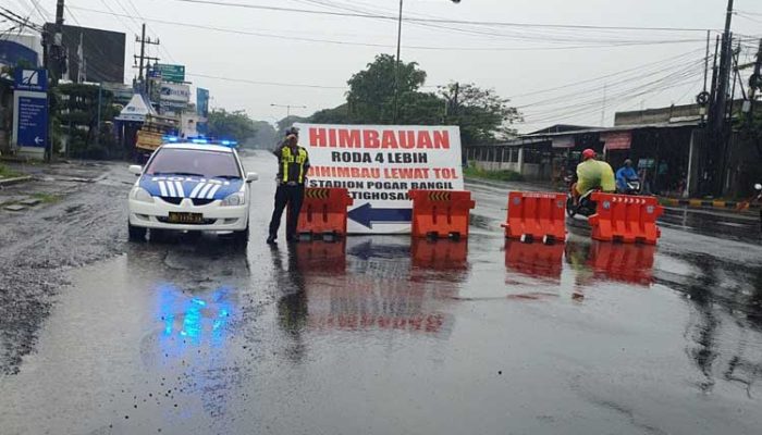 Banjir Kanci-Pejagan: Arus Mudik Jakarta Terhambat